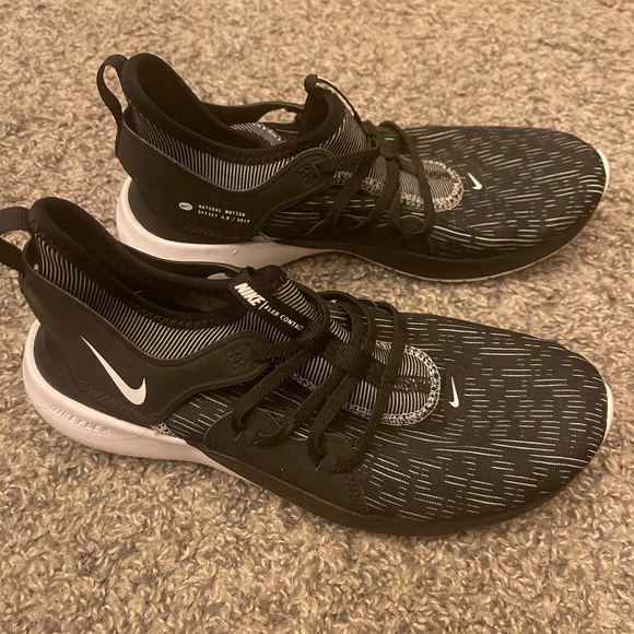 Nike flex running shoe - Picture 1 of 4